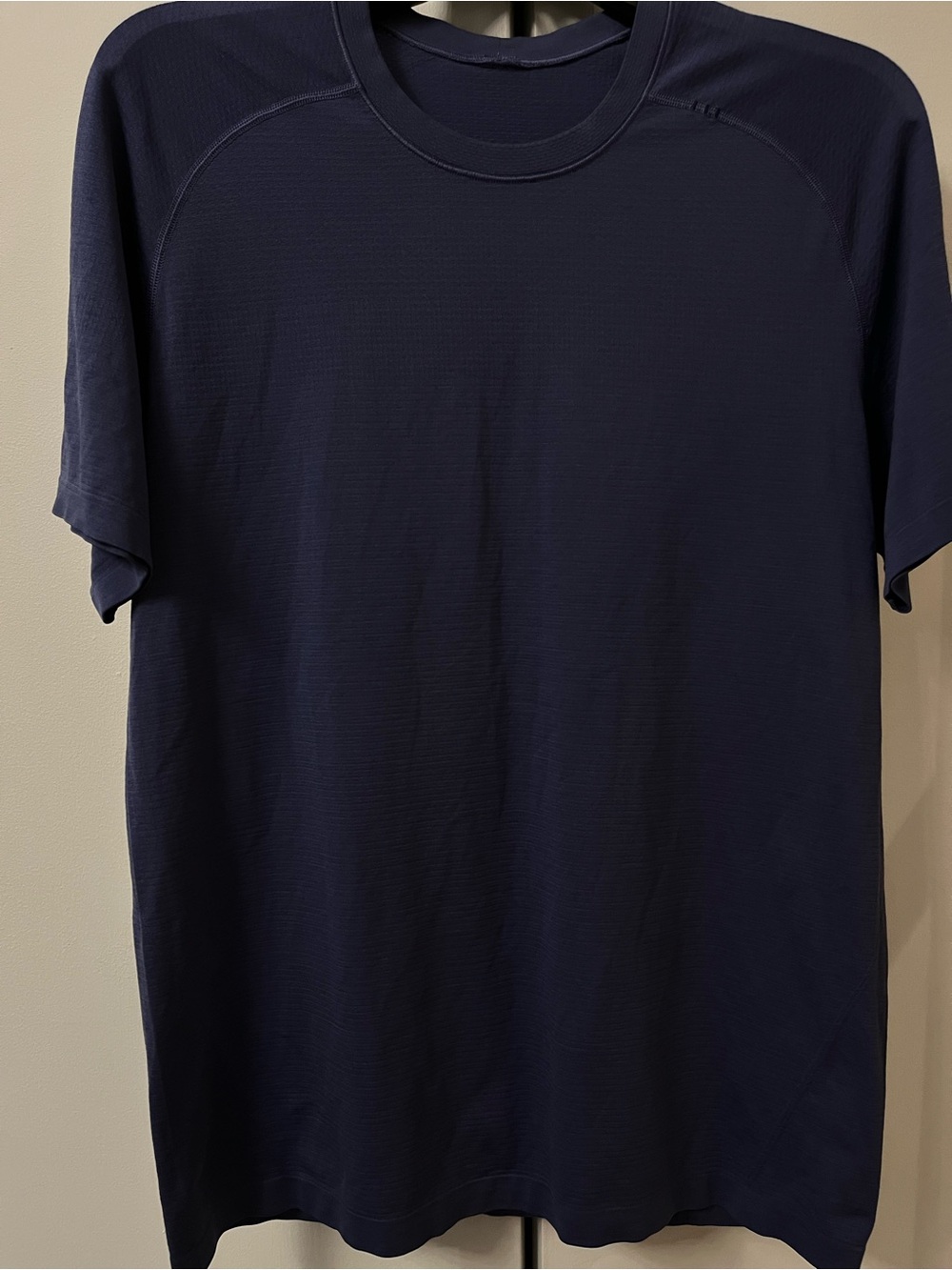 Lululemon Metal Vent Tech Shirt Size M Club Blue